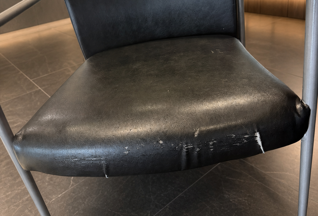 chair-before chair-before